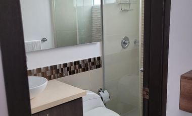 Apartamento amoblado en arriendo en Altos de Riomar.