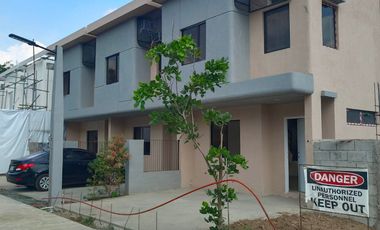 3 BEDROOMS Town House For Sale in Montalban Rizal near Robinson Town Center