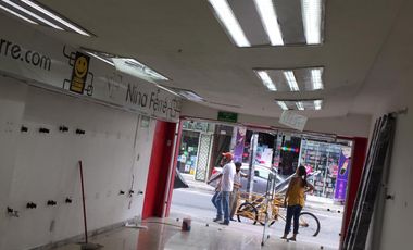 LOCAL EN RENTA EN VERACRUZ SEGUNDO PISO EN AV 5 DE MAYO COL CENTRO
