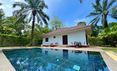 Spacious garden 2-bedroom villa surrounded by freshness of trees for rent in Aonang, Krabi