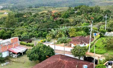 VENTA CASA CAMPESTRE EN CURITI