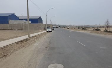 Vendo Terreno Industrial De 2476 M2 I2 $185.78 X M2 en Lurin