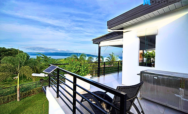 🌄 For Sale: Overlooking House with Swimming Pool in Sibulan 🌄