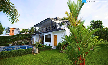 🌄 For Sale: Overlooking House with Swimming Pool in Sibulan 🌄