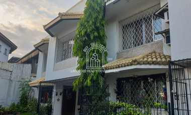 Discover this Perfect Home: Well-Maintained 2-Storey Triplex Unit in Xavierville 2, Quezon City