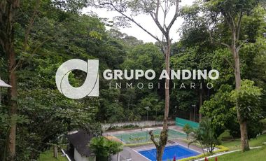 Se Vende Casa en el Conjunto Residencial Cantabria 2