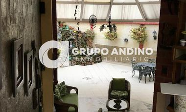 Se Vende Casa en el Conjunto Residencial Cantabria 2