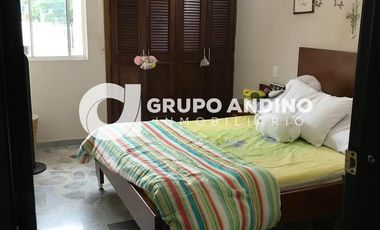 Se Vende Casa en el Conjunto Residencial Cantabria 2