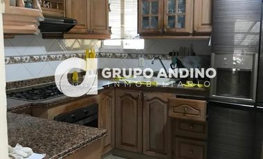 Se Vende Casa en el Conjunto Residencial Cantabria 2