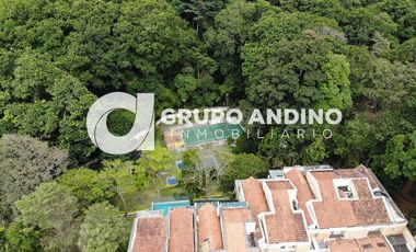 Se Vende Casa en el Conjunto Residencial Cantabria 2