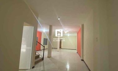 ALQUILER O VENTA CASA COMERCIAL CÉNTRICA