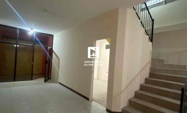 ALQUILER O VENTA CASA COMERCIAL CÉNTRICA