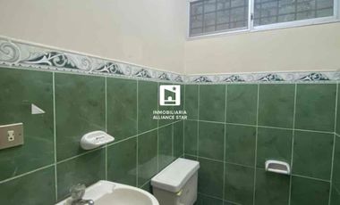 ALQUILER O VENTA CASA COMERCIAL CÉNTRICA