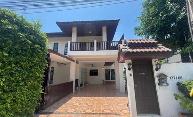 AMAZING POOL VILLAS WITH WATER SLIDER - Great located property in Ban Amphur