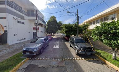 HERMOSA CASA EN REMATE, PINAR DE LA CALMA, ZAPOPAN, JALISCO. SOLO 20 MIN DE GDL, JAL