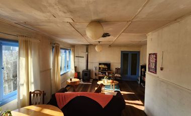 Se vende amplia propiedad en la calle Beauchef. Valdiva