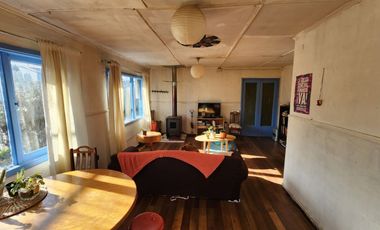 Se vende amplia propiedad en la calle Beauchef. Valdiva