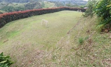 VENDO FINCA DE DOS NIVELES EN SAN VICENTE FERRER ANTIOQUIA.