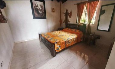 VENDO FINCA DE DOS NIVELES EN SAN VICENTE FERRER ANTIOQUIA.