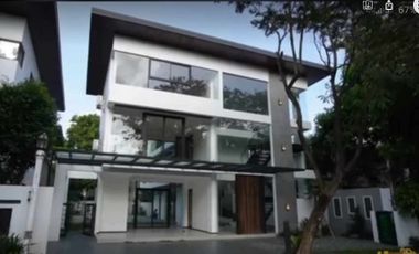 Brand New Modern Home with big pool in Hillsborough, Alabang Village