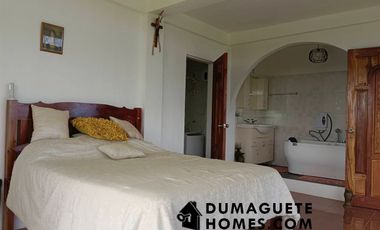 1.2 HECTARES GORGEOUS BAY PROPERTY FOR SALE IN SIATON!!