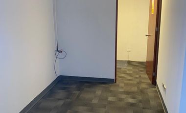 ALQUILO OFICINAS EN EL CENTRO FINANCIERO DE SAN ISIDRO