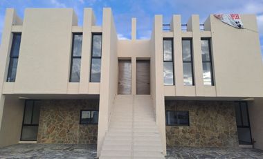 Departamento nuevo en Venta dúplex en planta baja con terraza