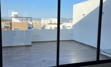Casa en venta Nueva, San Mateo Atenco. EDOMEX, Fraccionamiento la Esmeralda. para estrenar y acabados de lujo.