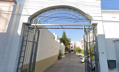 EV VENTA DE CASA EN BARRIO SAGRADA FAMILIA GDL JALISCO