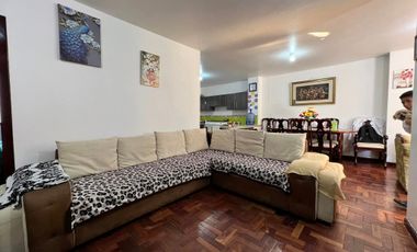 Departamento en venta en la Urb. Daniel Alvarez