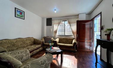 Departamento en venta en la Urb. Daniel Alvarez