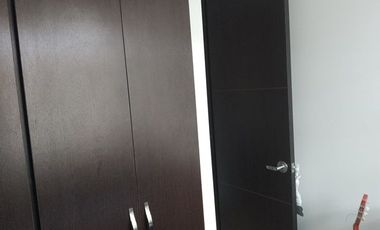 AMPLIO APARTAMENTO VENDO