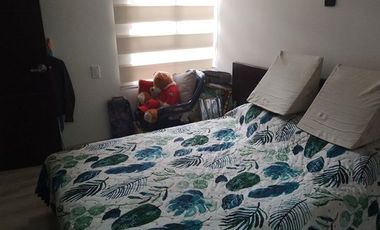 AMPLIO APARTAMENTO VENDO