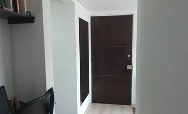 AMPLIO APARTAMENTO VENDO