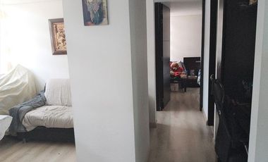 AMPLIO APARTAMENTO VENDO