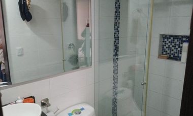 AMPLIO APARTAMENTO VENDO