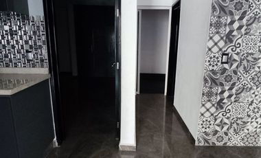 Casa en Renta en Jardines de la Paz: Jacuzzi, Estudio y Recámara en Planta Baja