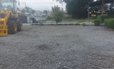 SE VENDE GRAN PROPIEDAD UBICADA EN AVENIDA GALO PLAZA CON USOS MULTIPLES