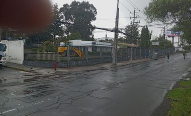 SE VENDE GRAN PROPIEDAD UBICADA EN AVENIDA GALO PLAZA CON USOS MULTIPLES
