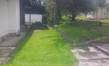 SE VENDE GRAN PROPIEDAD UBICADA EN AVENIDA GALO PLAZA CON USOS MULTIPLES