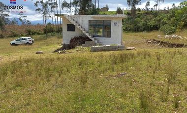 Venta de casa de campo con terreno en Otavalo sector Agato Yaculoma, 3.951 m2