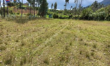 Venta de casa de campo con terreno en Otavalo sector Agato Yaculoma, 3.951 m2