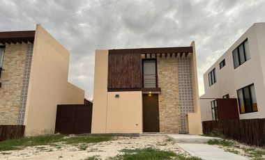 Casa en Venta en 3ª Fila en Chicxulub Puerto, Yucatán