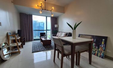 Condo For Sale BGC One Uptown Residence Taguig 1 Bedroom with Parking