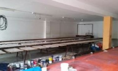 4 LOCALES DE TALLER EN LA VICTORIA