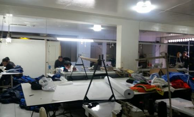 4 LOCALES DE TALLER EN LA VICTORIA