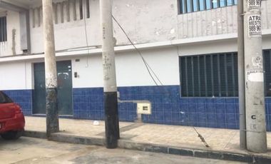 4 LOCALES DE TALLER EN LA VICTORIA