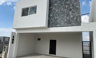 Casa en venta en Privanzas Mirasierra Saltillo Coahuila