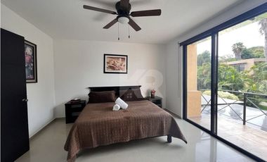 CASA CON APANTLE DENTRO DE CONDOMINIO EN RENTA EN SUMIYA JIUTEPEC