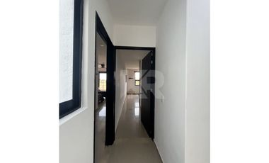 CASA CON APANTLE DENTRO DE CONDOMINIO EN RENTA EN SUMIYA JIUTEPEC